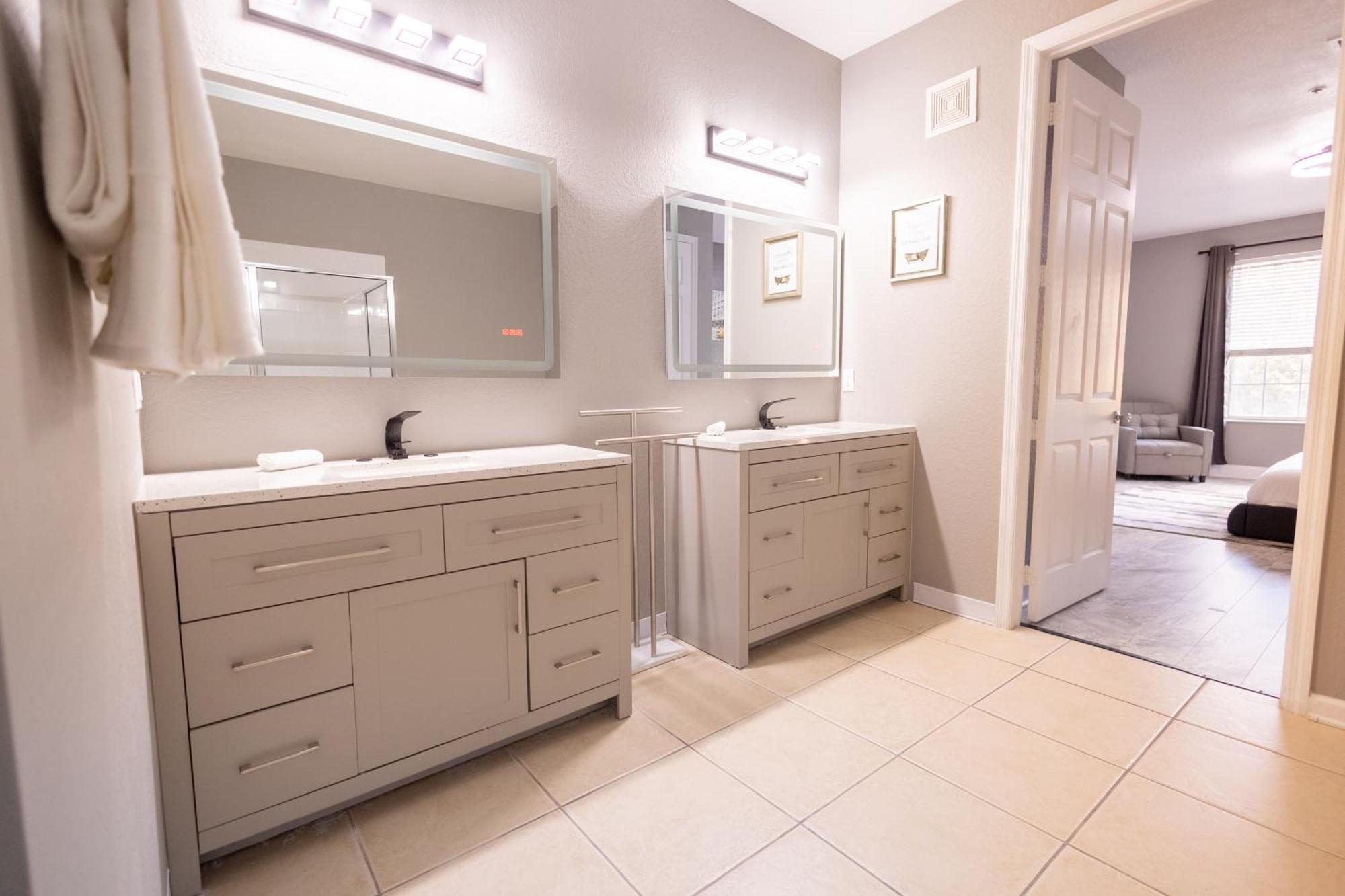 Disney Parks- International Dr - Orlando Luxury Condominium- Fully Equipped - 3Bed & 2 Bath- Eksteriør billede